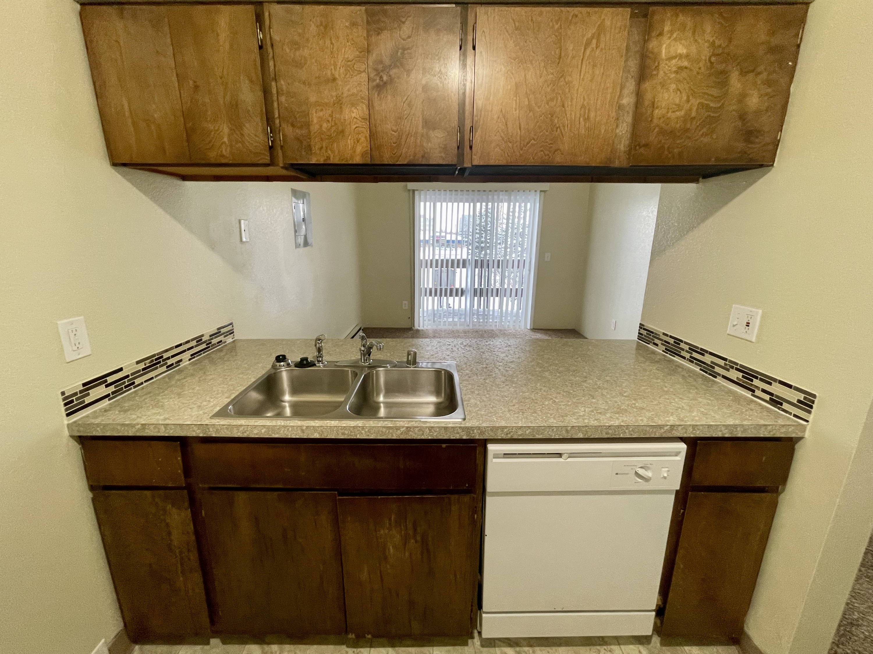 1327 W 27th Ave #304