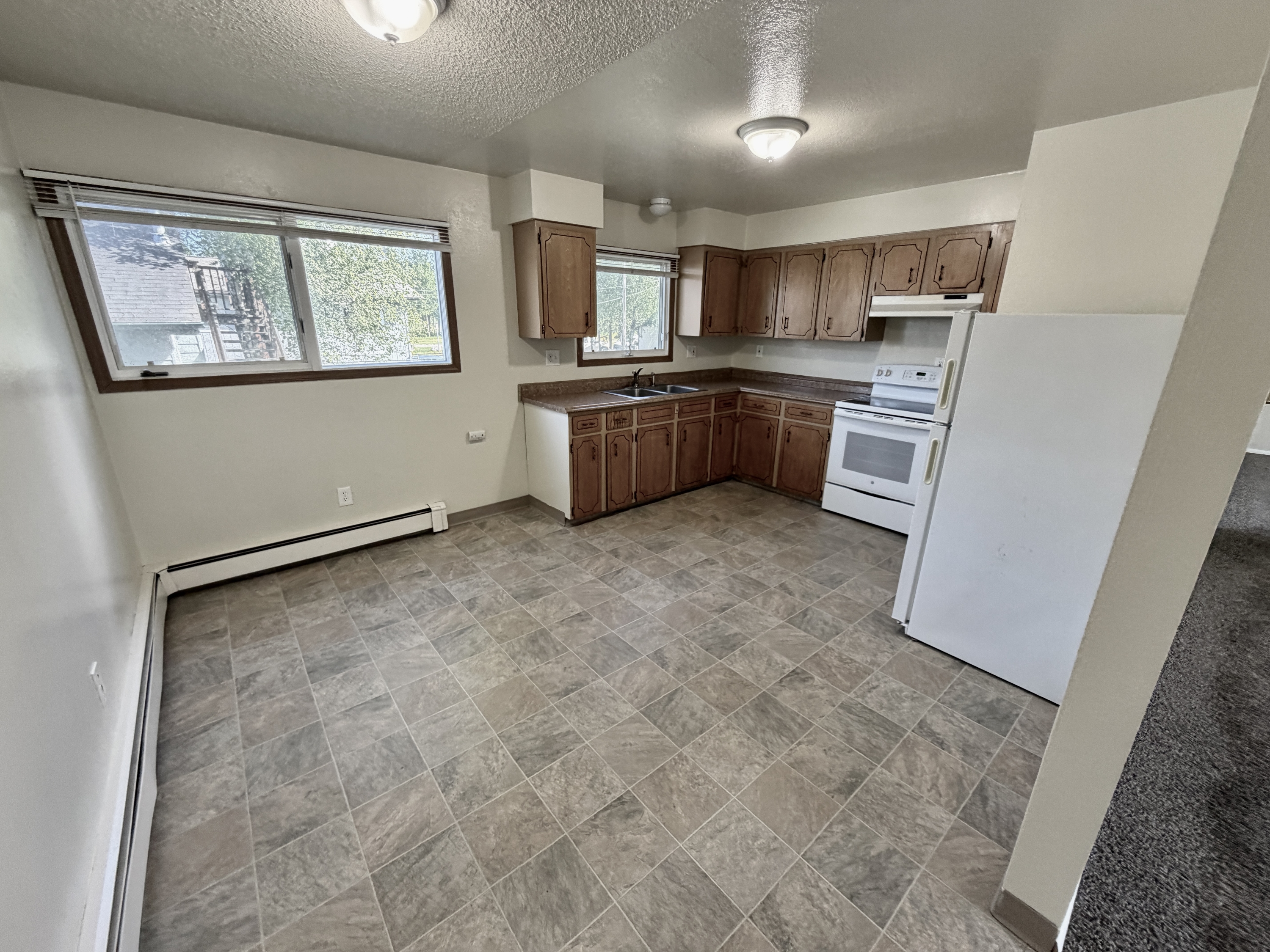 821 N Hoyt  #04